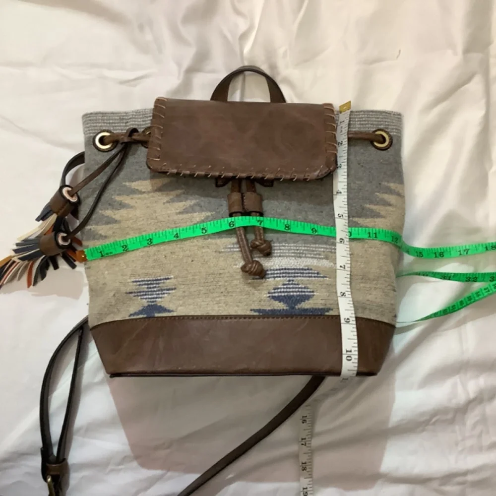 NWT Jen & Co.‎ western gray beige vegan backpack Tassels